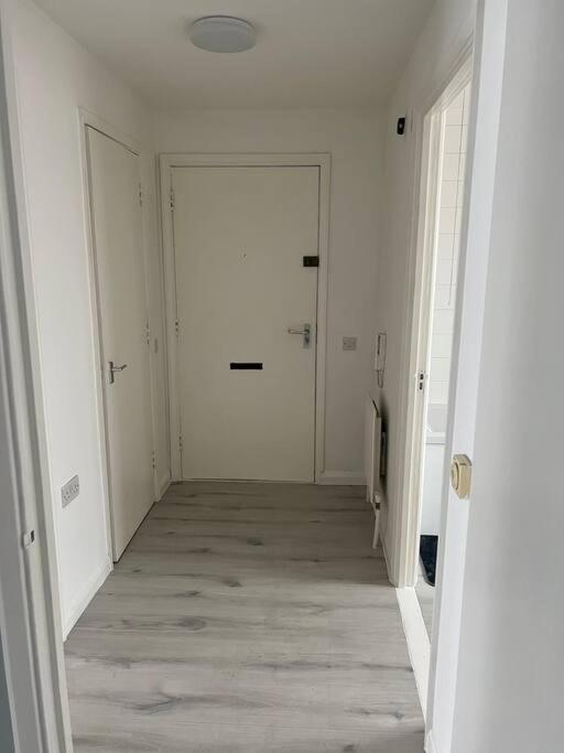 Apartamento Spacious 1 Bedroom Unit In West Londres