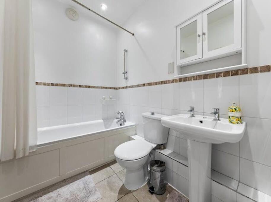 Mews House West Ken * Londen