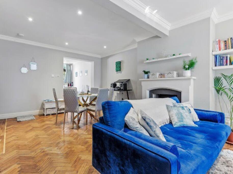 Mews House West Ken * Londen