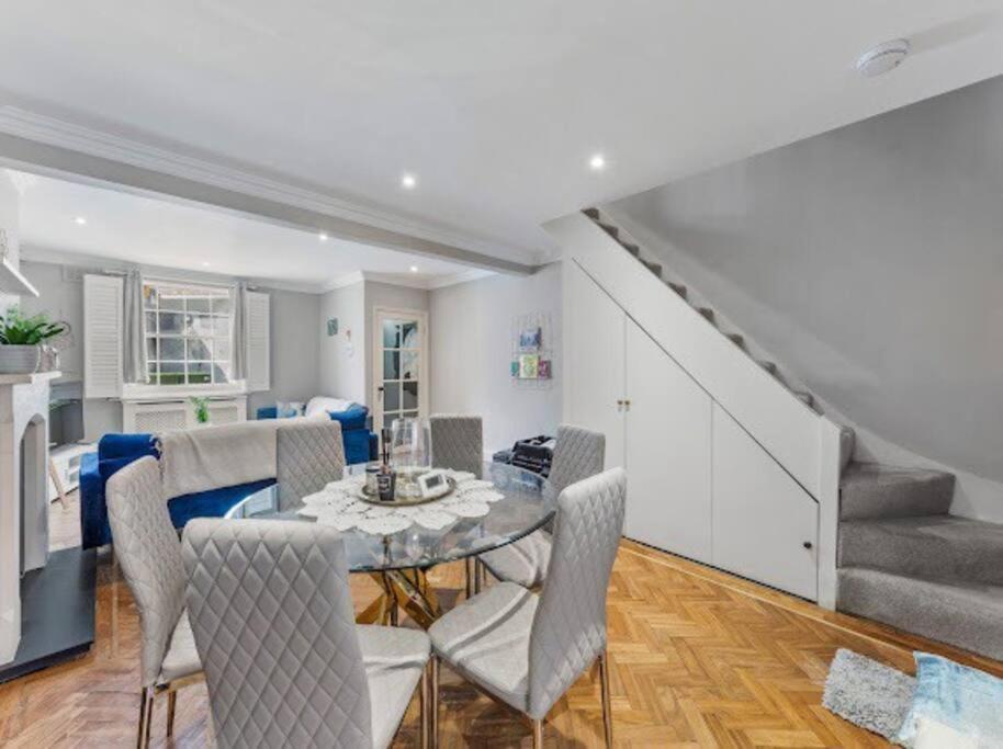 Vakantiehuis Mews House West Ken Londen