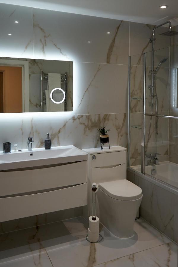 Luxury Escape * London