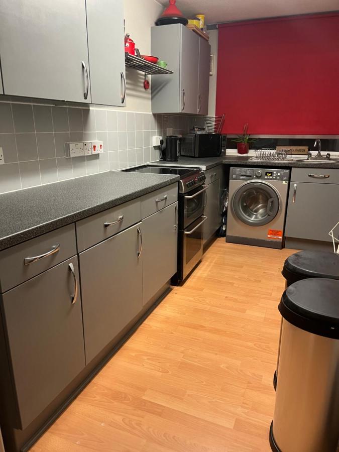 1 Bedroom Garden Flat Zone 2 Apartamento