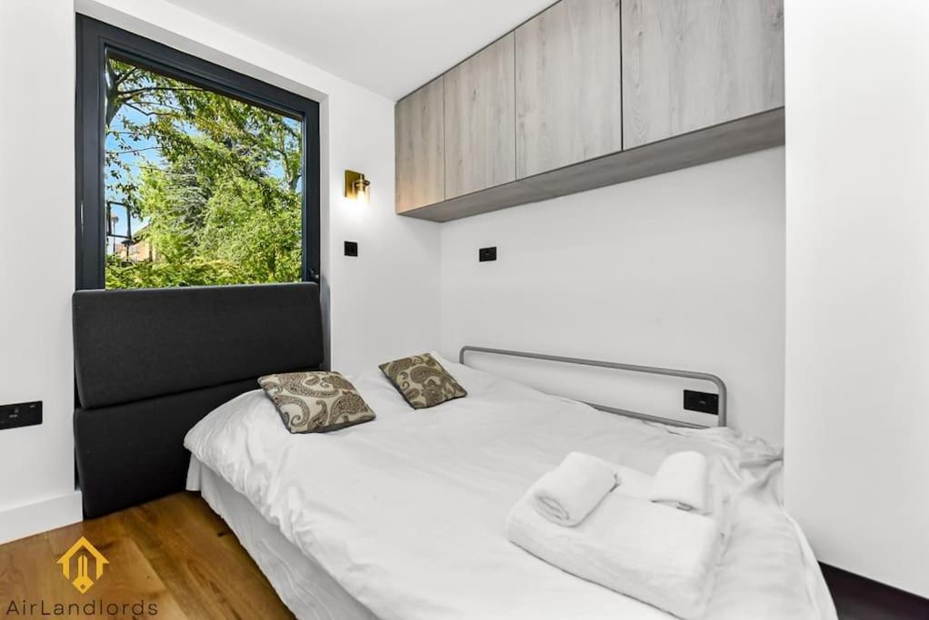Hébergement de vacances Charming Modern Chic Pad Summer House Londres