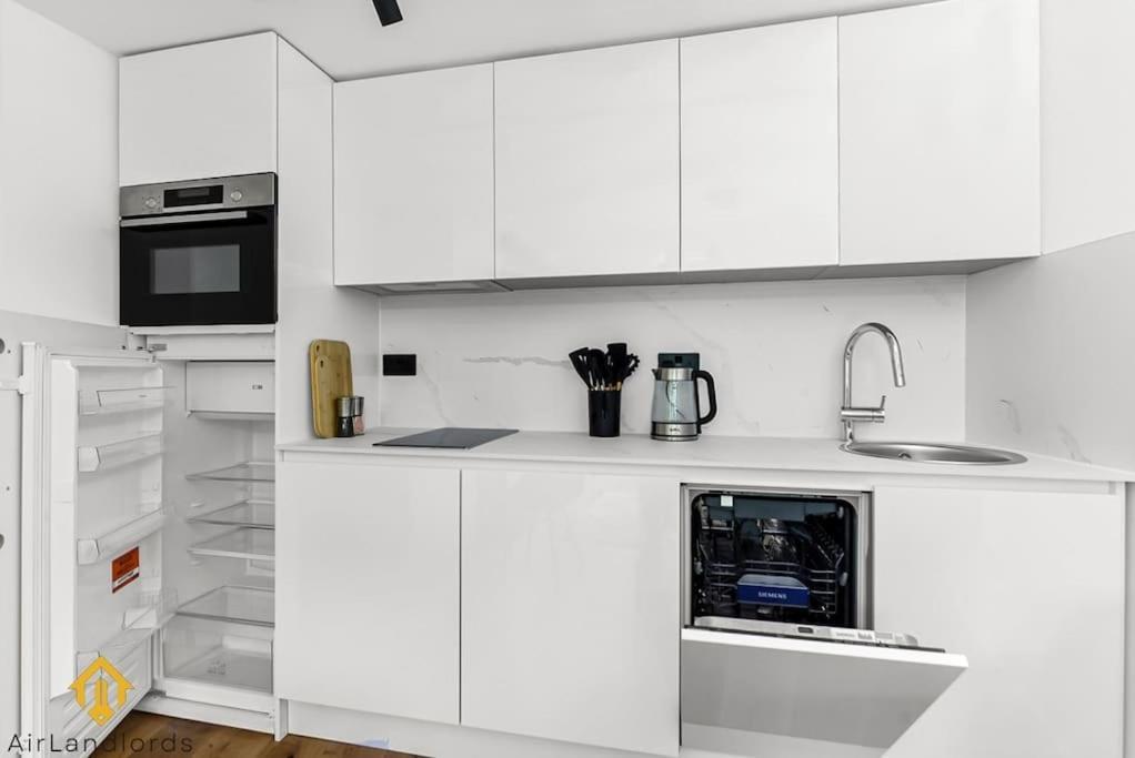 Charming Modern Chic Pad Summer House Londres