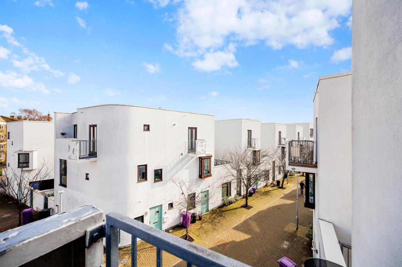 Apartamento Eden 2bedroom Sleeps 6 In With Wifi & Leisure By Maison Christo Short Lets & Serviced *