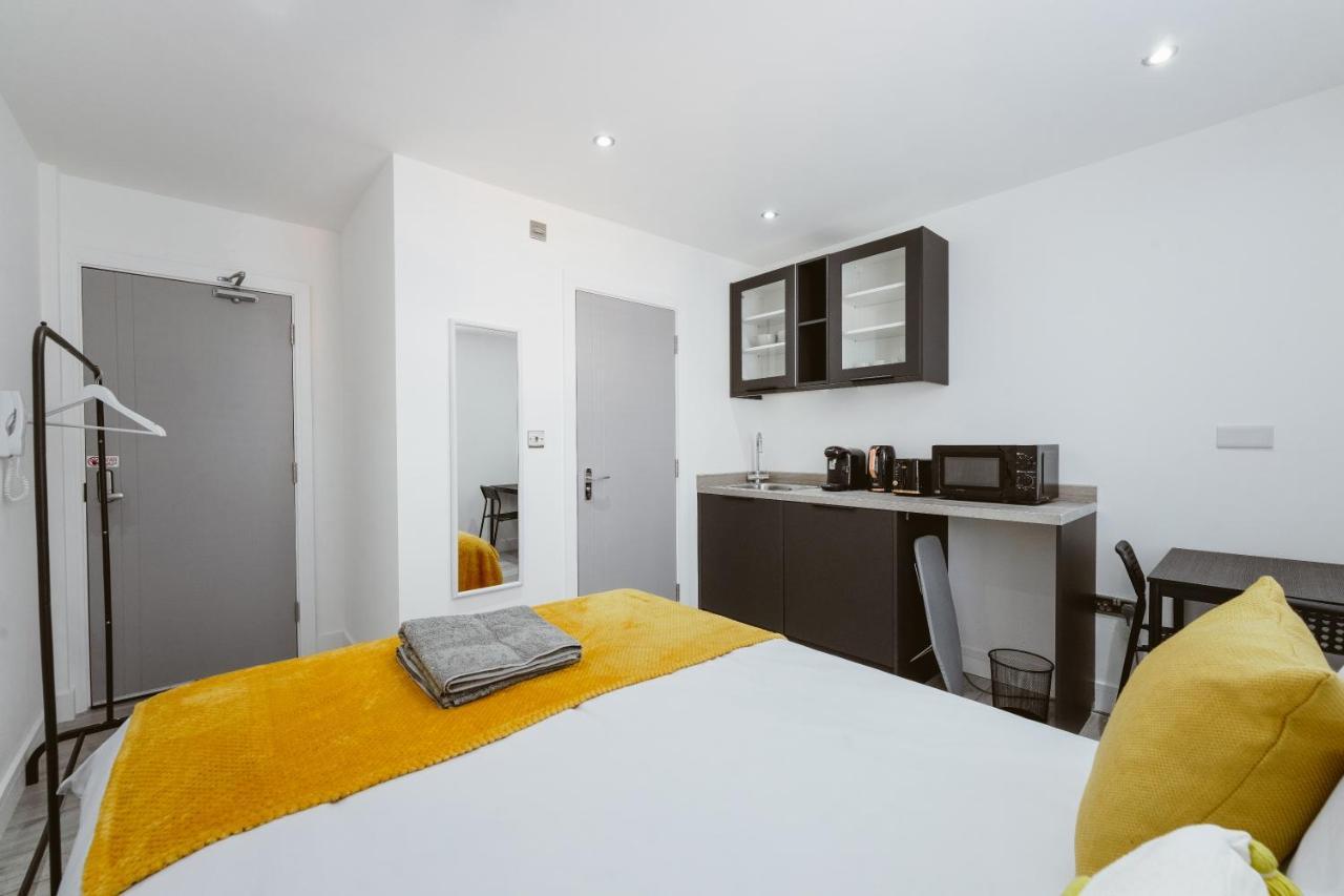 Homestay Chelsea Studio Flats London