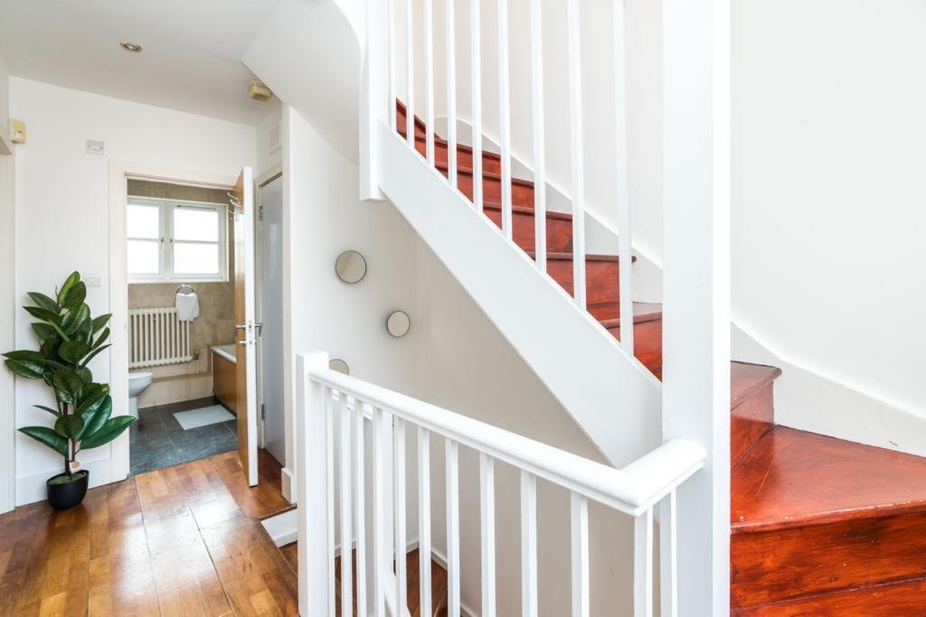 Goldhurst 3 Bedroom Flat Appartement Londres