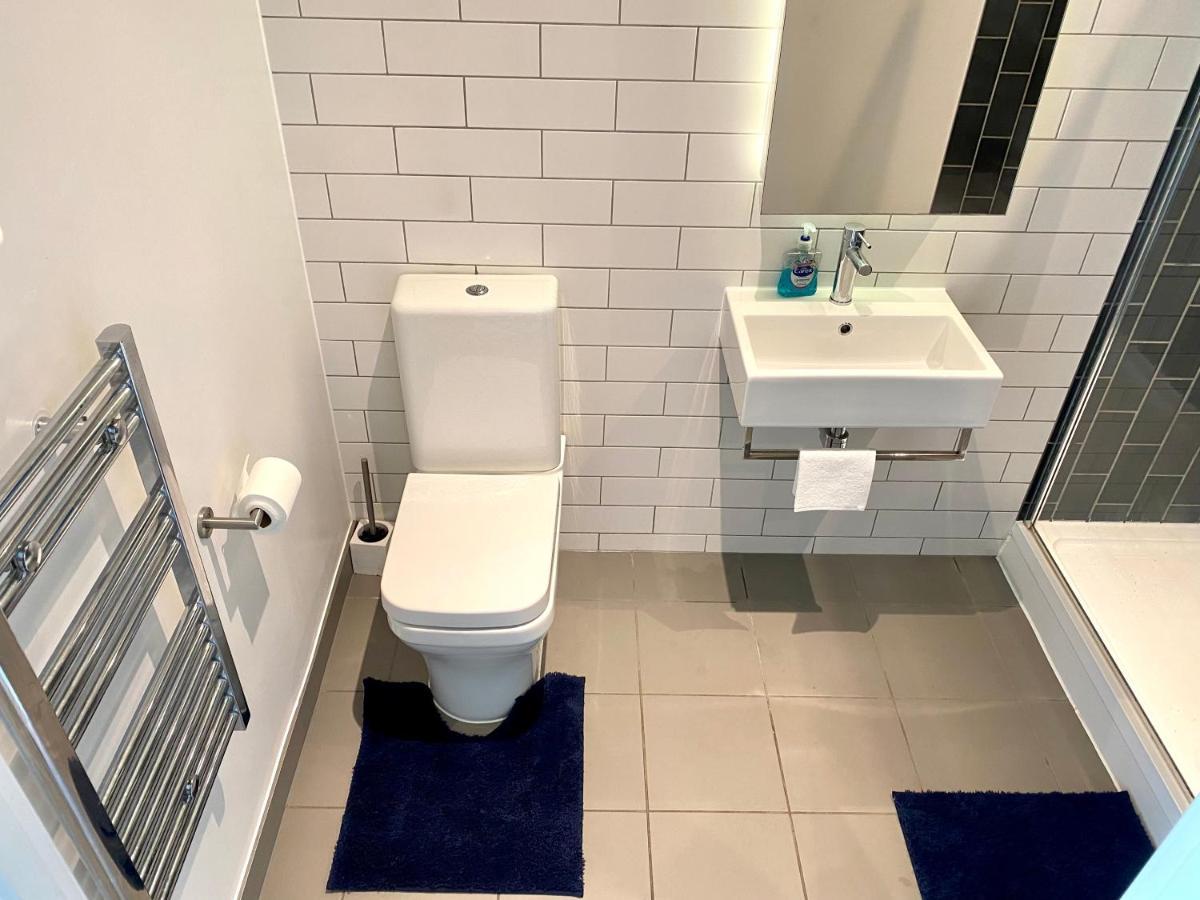 Appartement Md : Stunning 2 Bedroom 2 Bath - Royal Docks