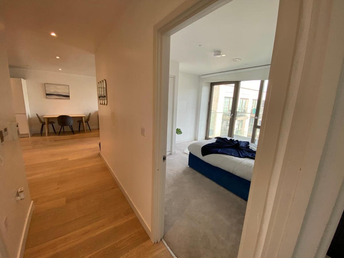 Md : Stunning 2 Bedroom 2 Bath - Royal Docks Appartement