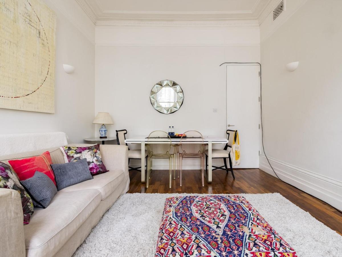 Cosy 1 Bedroom Flat Centrally Located In Chelsea Appartement
