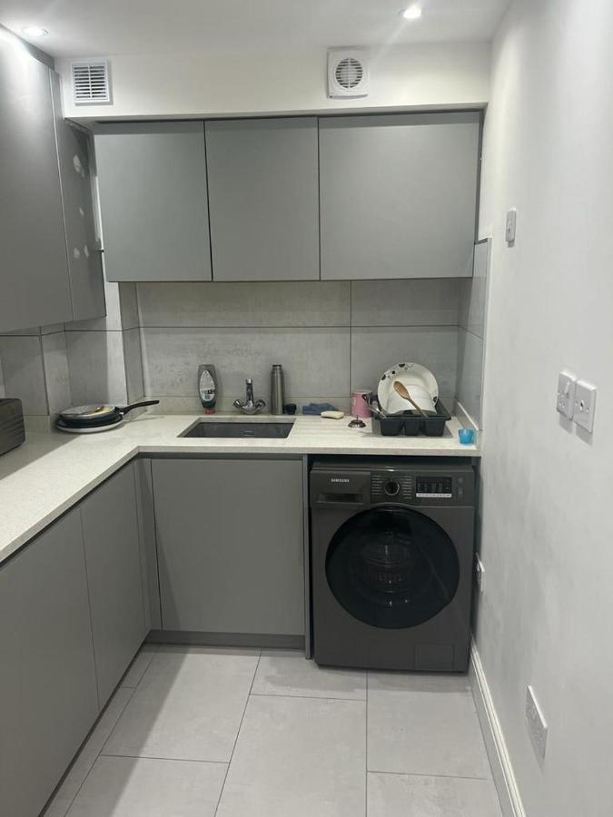 Amazing Flat 2 In Battersea Apartment London