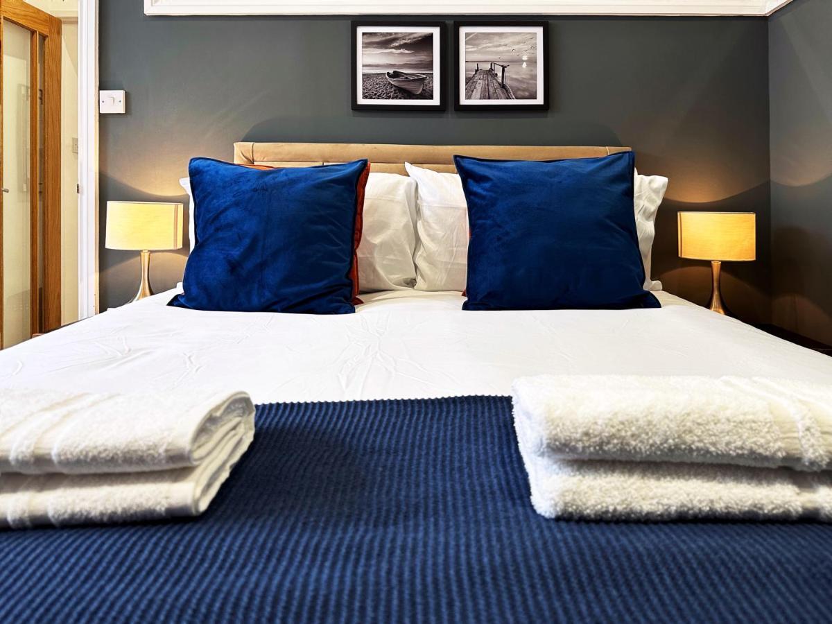 Appartement Liam Place Near Hyde Park - 1 Double Bed, 1 Sofa Bed, Spacious Apartment, Private Entrance