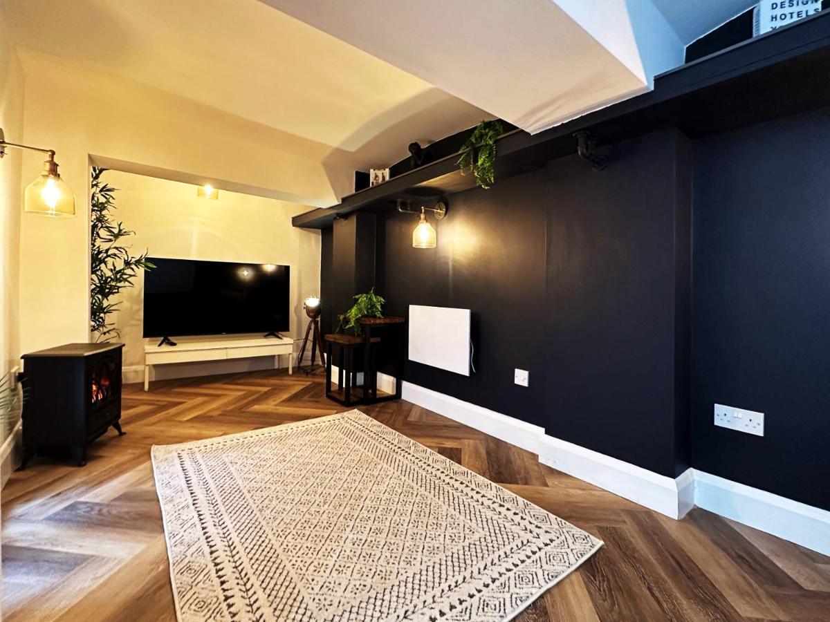 Liam Place Near Hyde Park - 1 Double Bed, 1 Sofa Bed, Spacious Apartment, Private Entrance Appartement