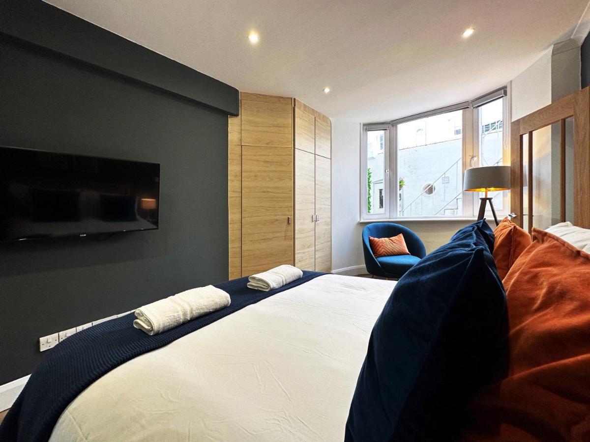 Appartement Liam Place Near Hyde Park - 1 Double Bed, 1 Sofa Bed, Spacious Apartment, Private Entrance *