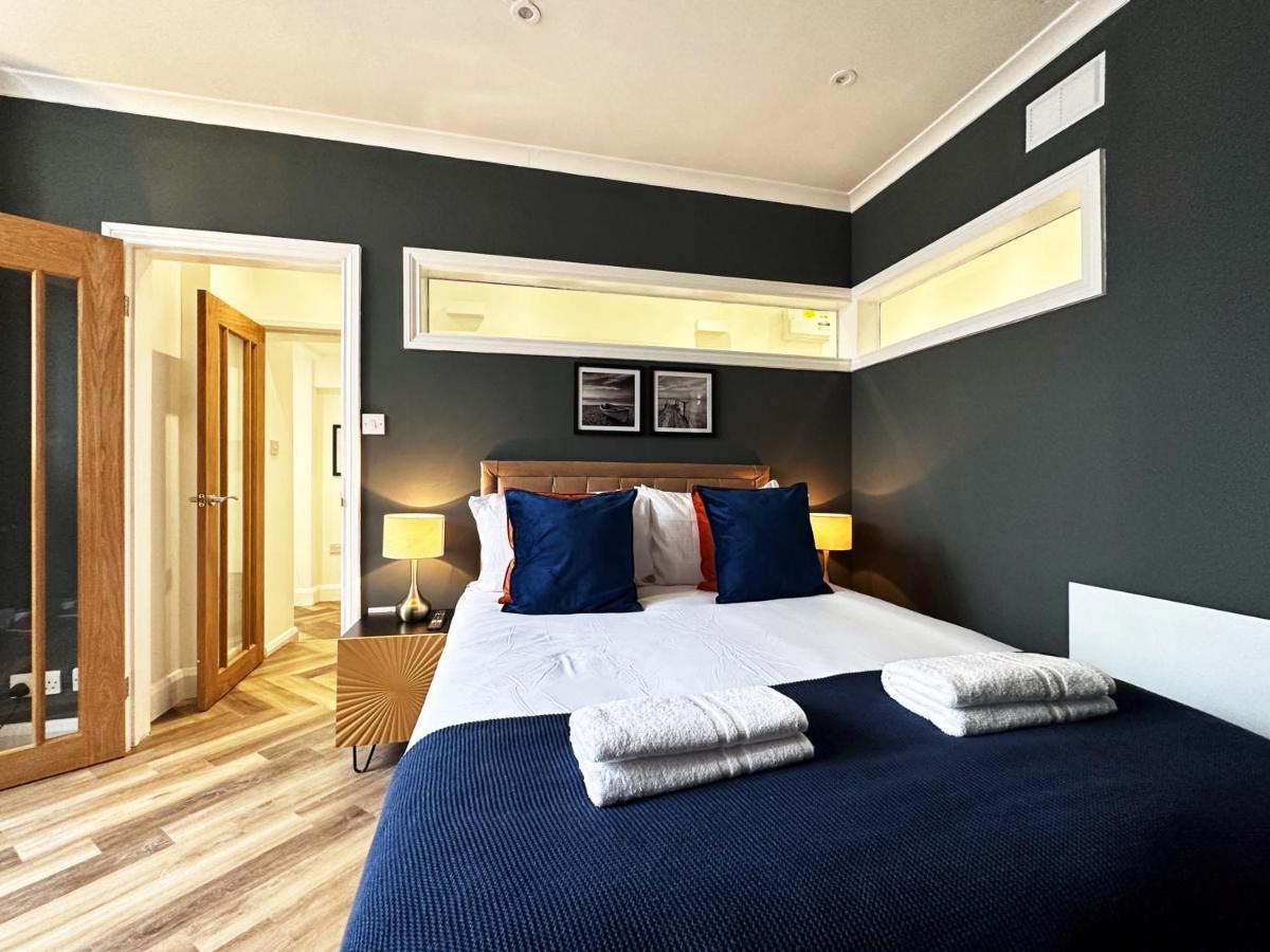 Appartement Liam Place Near Hyde Park - 1 Double Bed, 1 Sofa Bed, Spacious Apartment, Private Entrance *