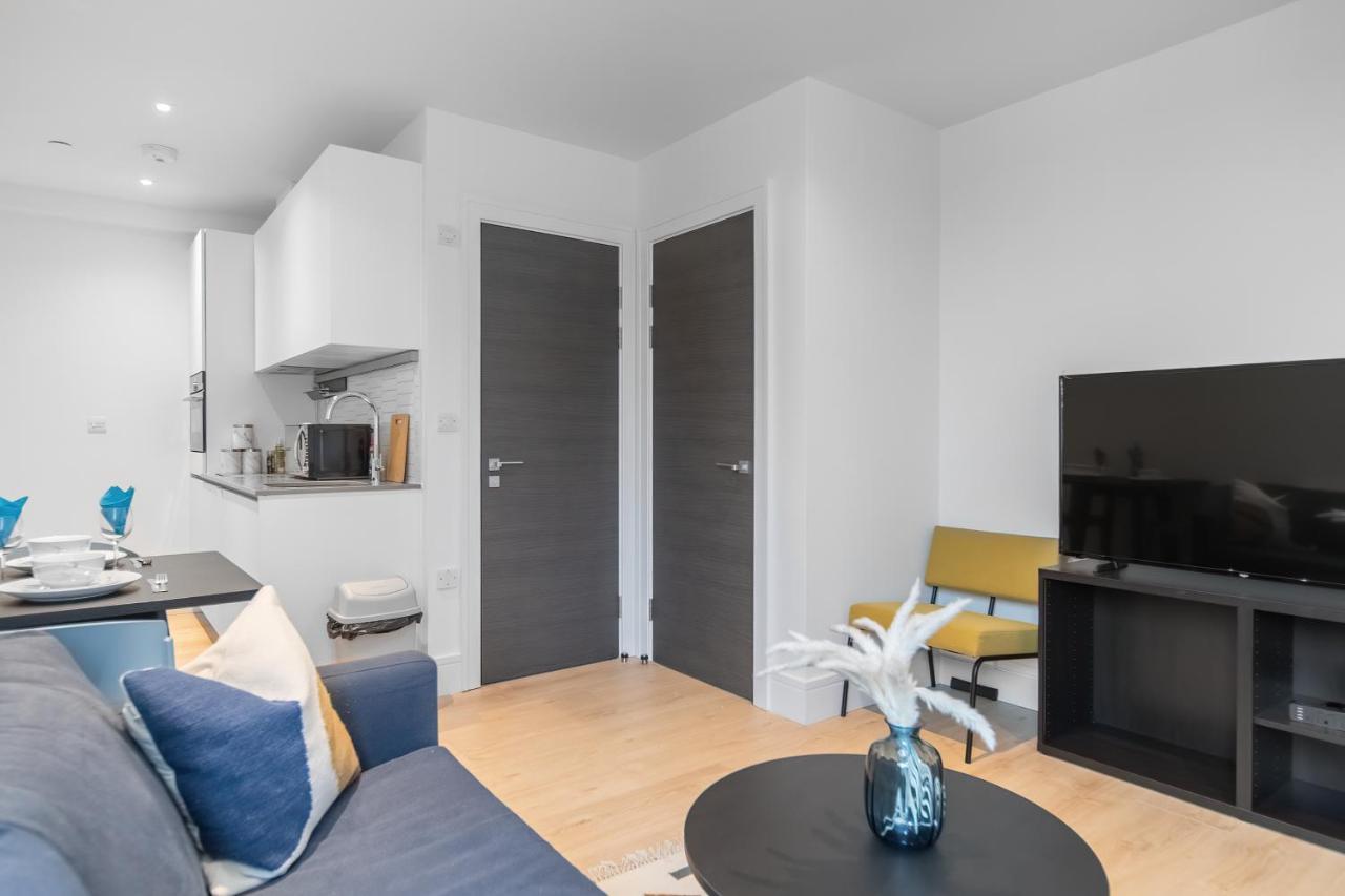 Livestay-modern Next To Wembley Stadium Appartement