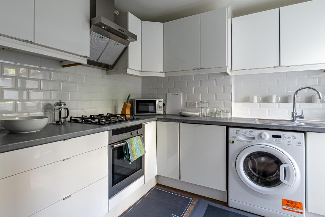 Specious Bright Flat With Garden In *