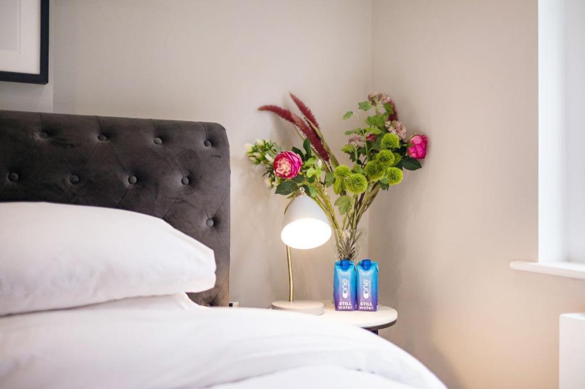 Elegant 1 Bed Apartment- Hampstead Village