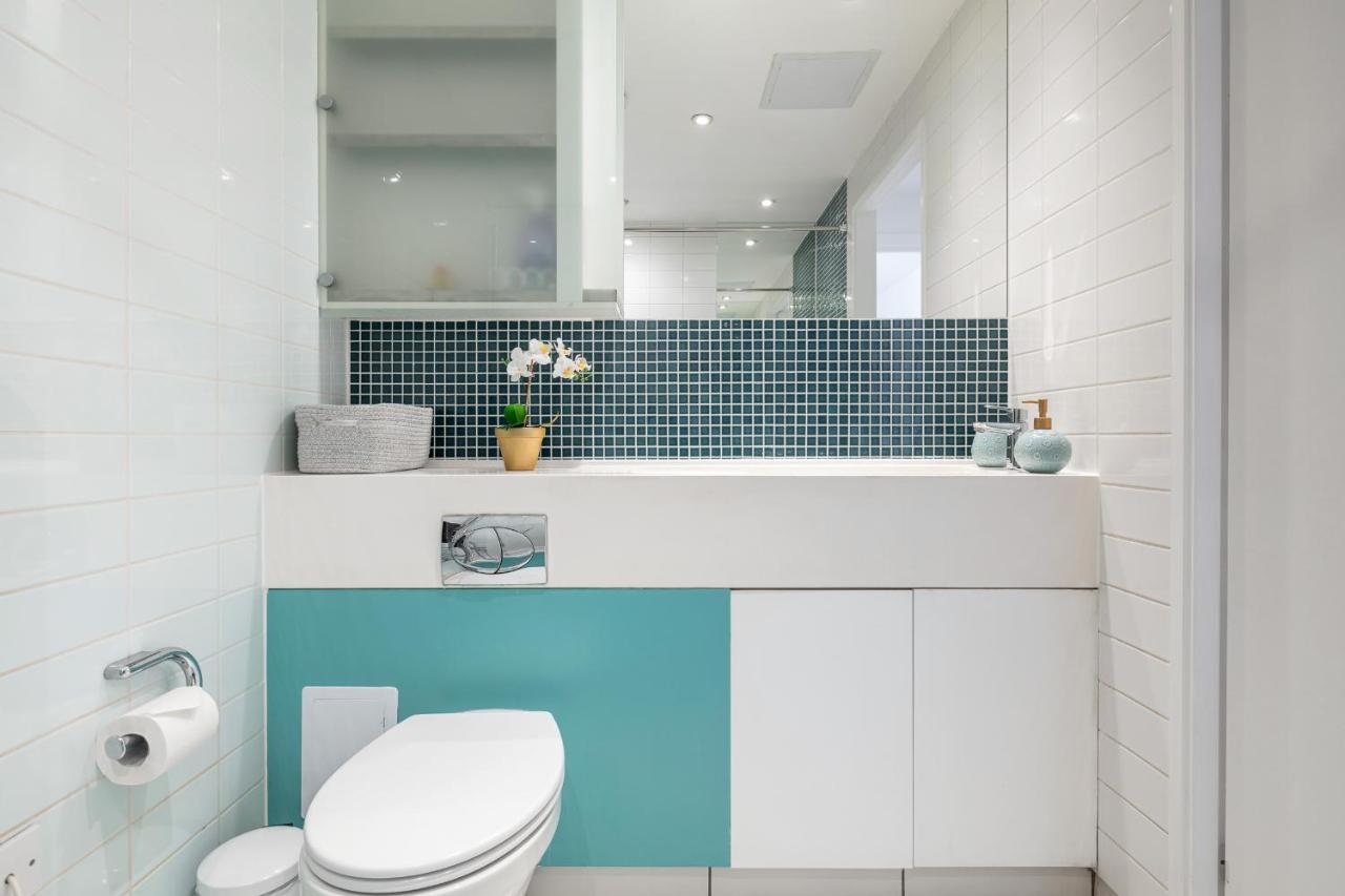 Stunning With Underground Parking! * London