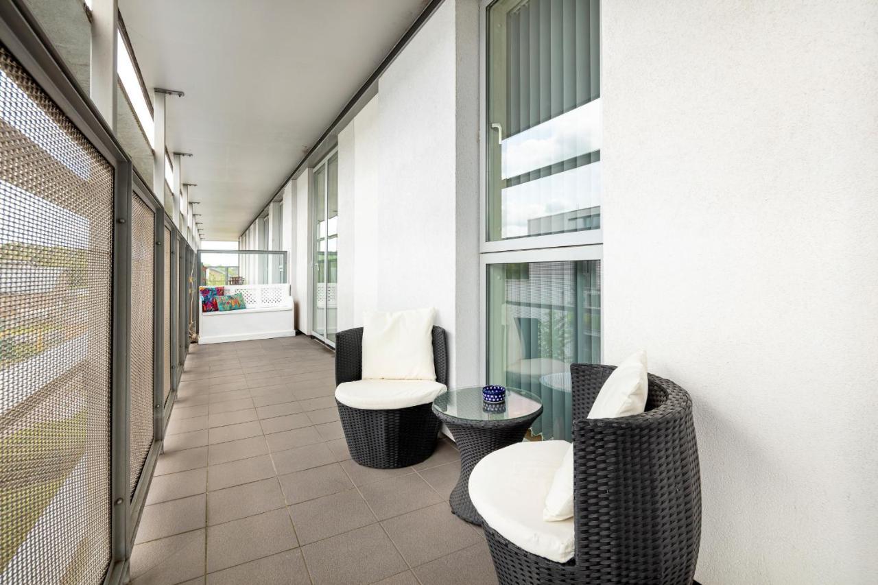 Apartamento Stunning With Underground Parking! Londres