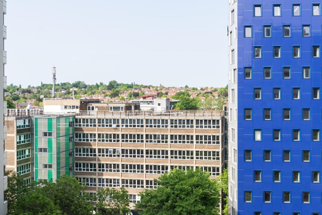 Livestay-modern Next To Wembley Stadium Appartement