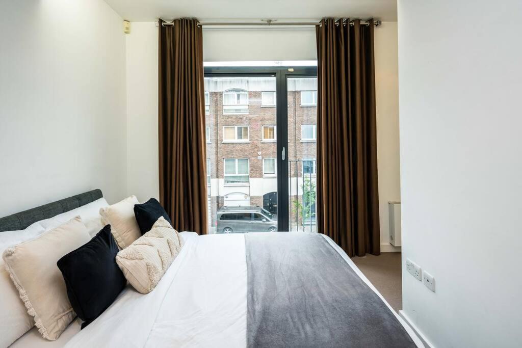Chic And Spacious Flat Near Bond Street * Londres