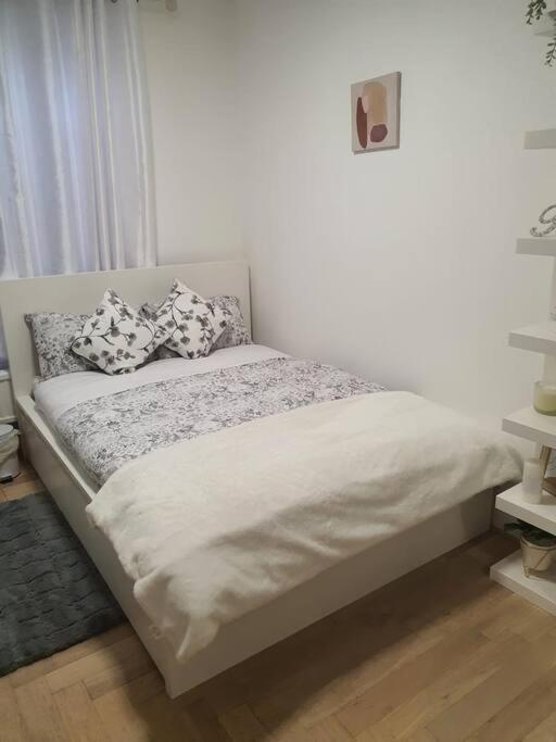 Appartement 2 Bedroom Flat In Vauxhall, Londres