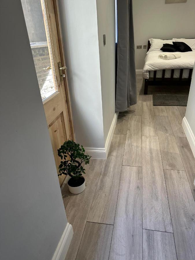 Charming 1-bed In 8 Apartment