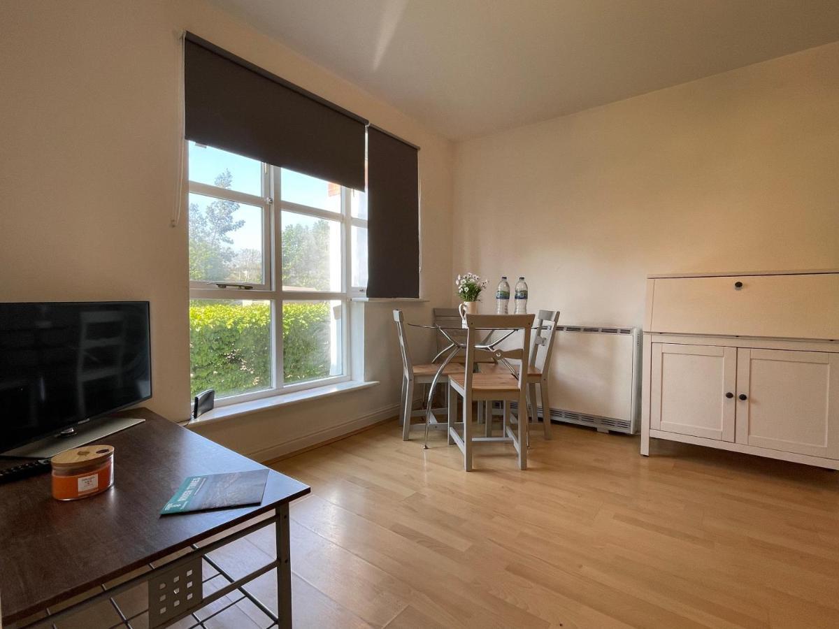 Apartamento Surrey Docks Se16 Near Canada Water N Easy Access Canary Wharf Londres