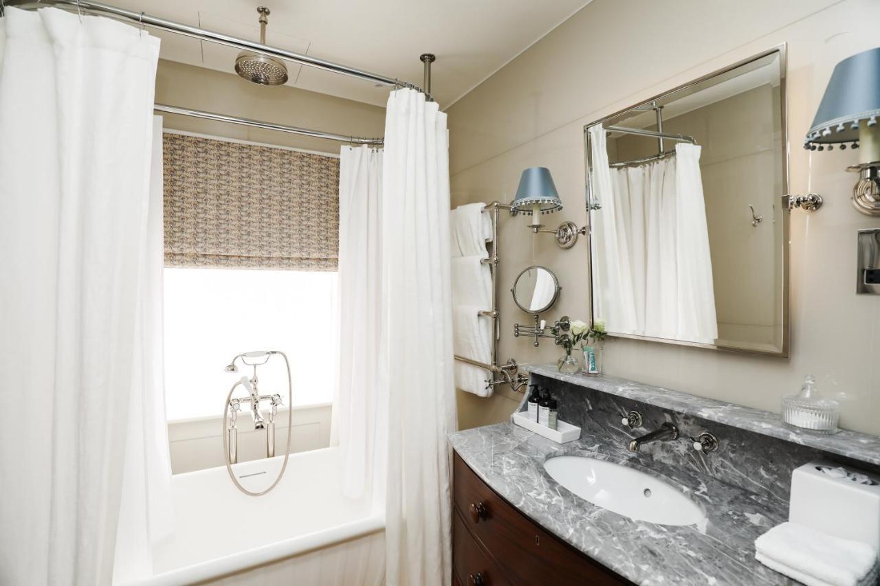 Henrys Townhouse Marylebone, London