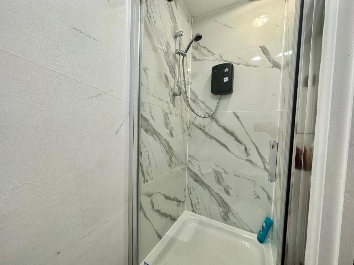 Habitación en casa particular Short Walk To Regent Park, Private Room, Amazing Location B