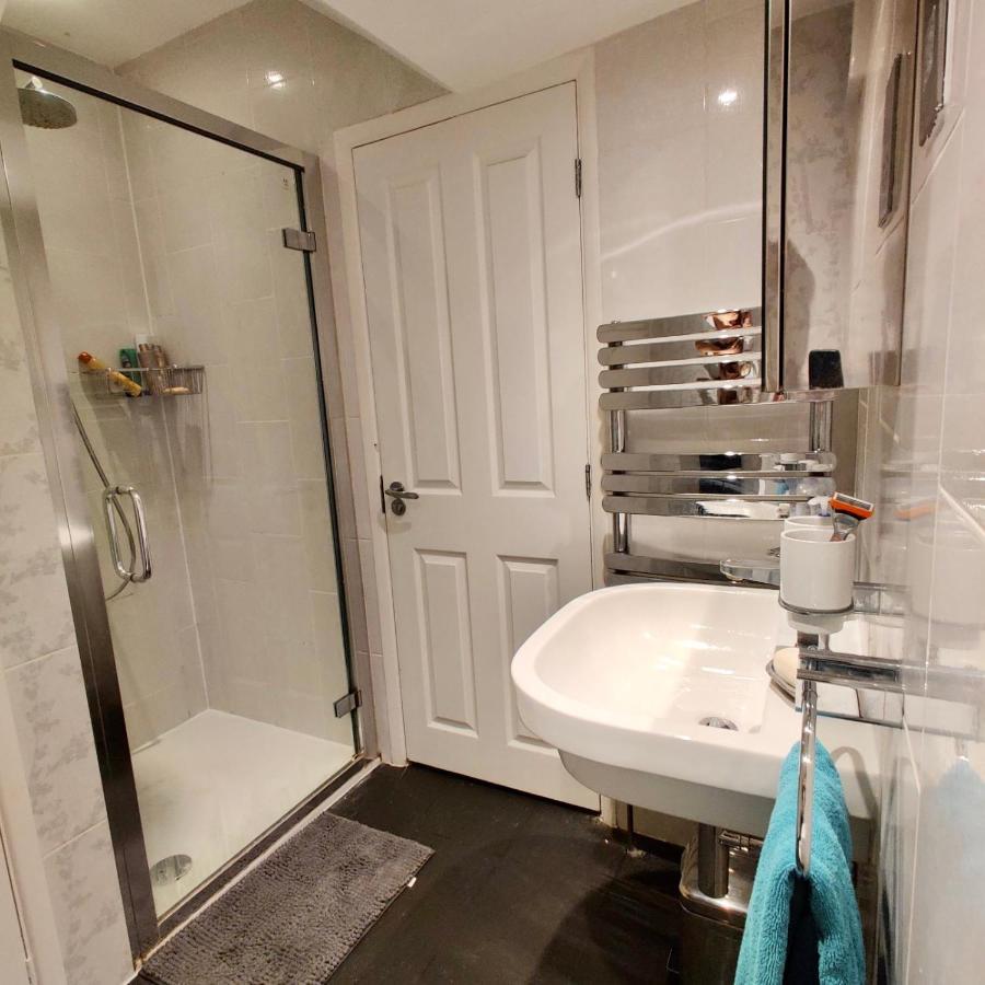 1 Bed Flat Near Little Venice And Paddington * Londen