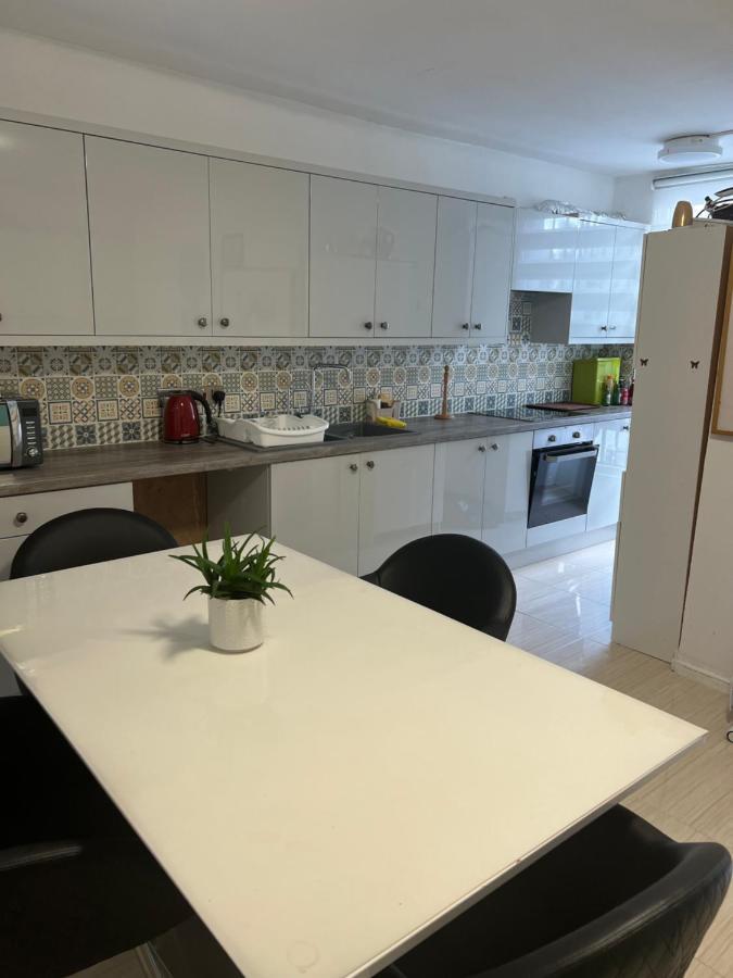Private 2 Habitación en casa particular Londres