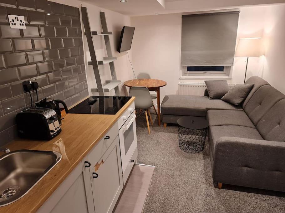 Floor Warren St Flat. Appartement Londres