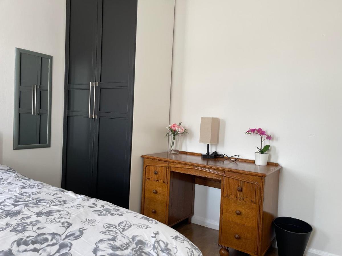 Guest house Heathrow Limited London