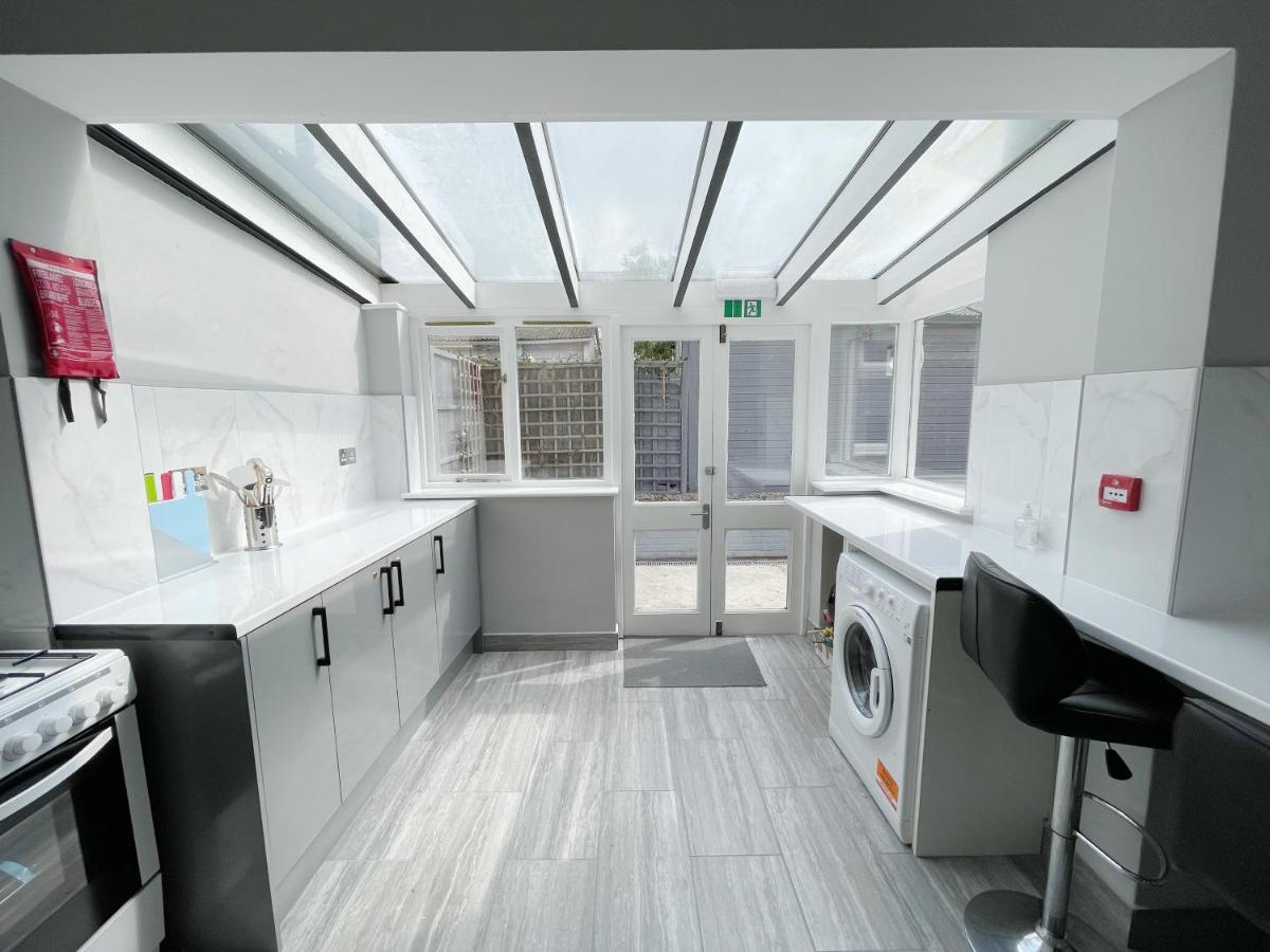 Cosy Bright Close To Wembley Stadium Apartamento *