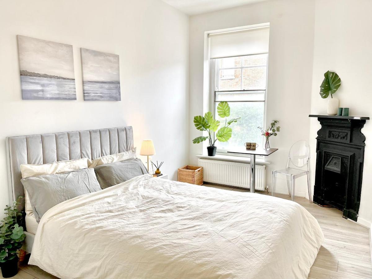 Archway Station Big Bedroom Flat Apartment London