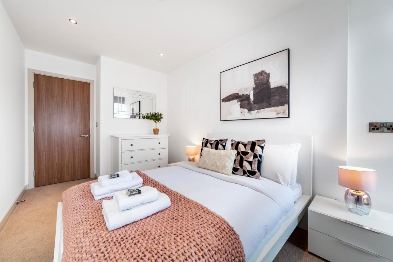 Immaculate 3br In Hackney Appartement Londen