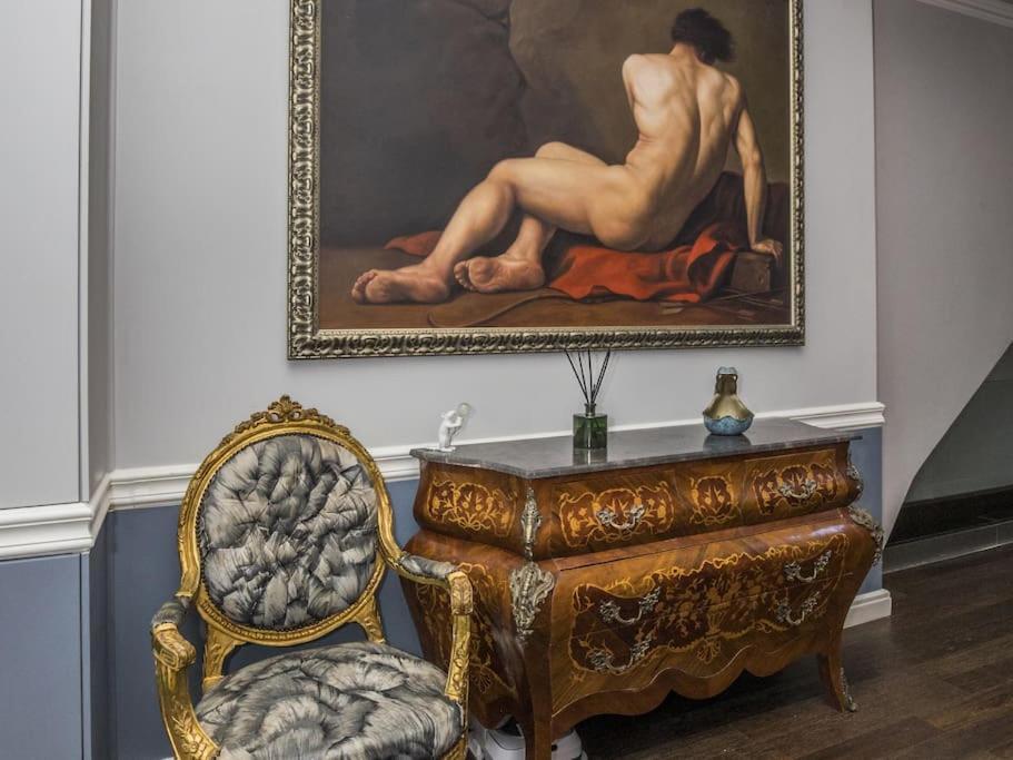 Apartment Unique Luxury In The Heart Of London. Air Conditioned With Private Garden London