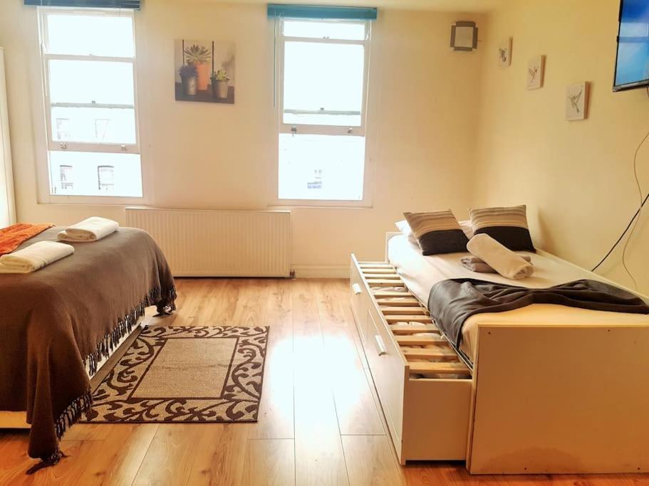 Comfortable Flat Near *