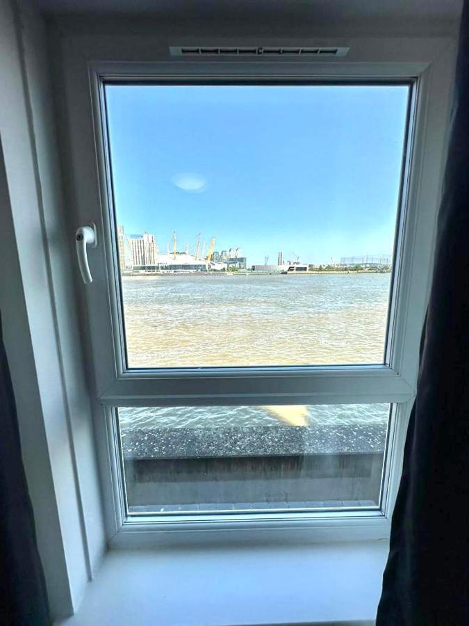 Appartement 3 Bedroom Riverview Flat Canary Wharf Free Parking Londres