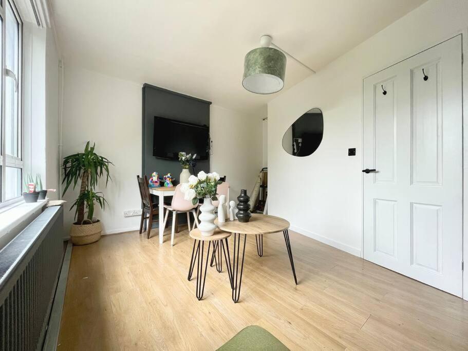 Appartement Stylish 2 Bedroom Flat In Angel Location *