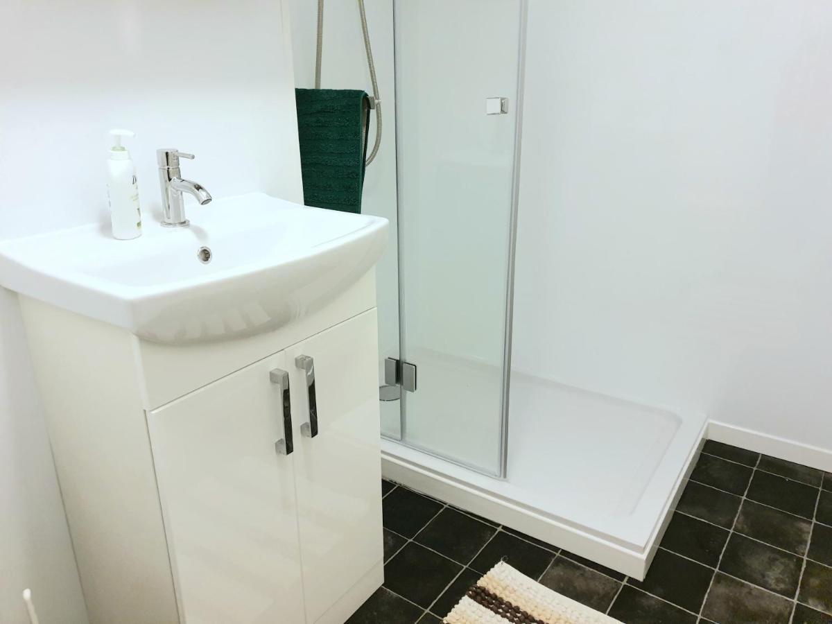 Habitación en casa particular Elephant & Castle - Zone 2 - Private - Shared Bathroom *