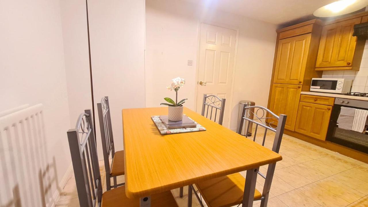 Lovely Double With En-suite In Greenwich *