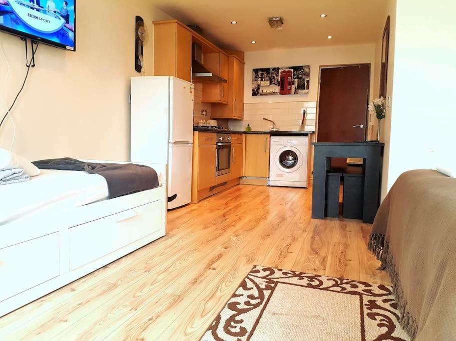 Apartment Comfortable Flat Near *