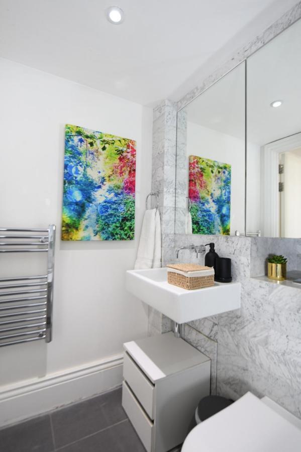 Oxford Street Luxurious 3 Bedroom Londres