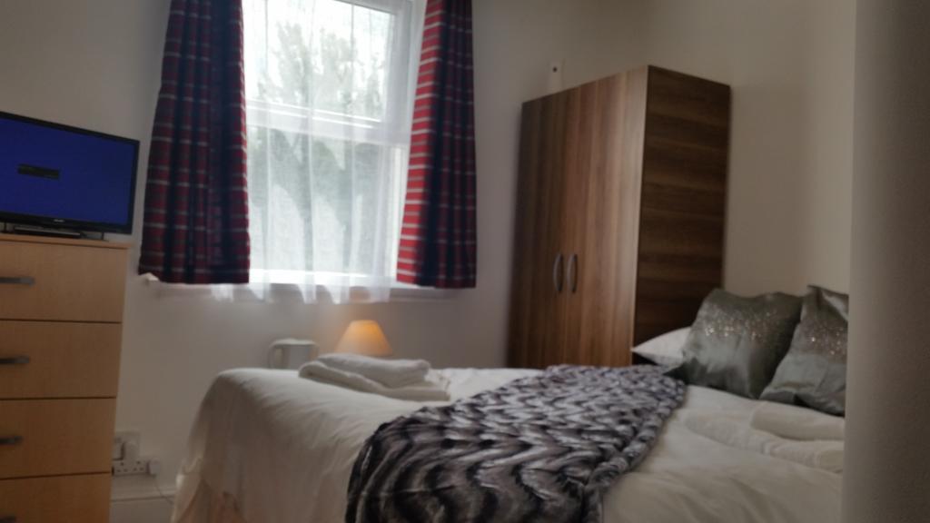 Paradise Accomodation 2*
