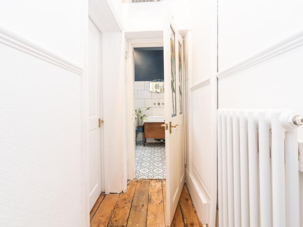 Pass The Keys Rustic And Quirky Flat In Charming Charlton Village