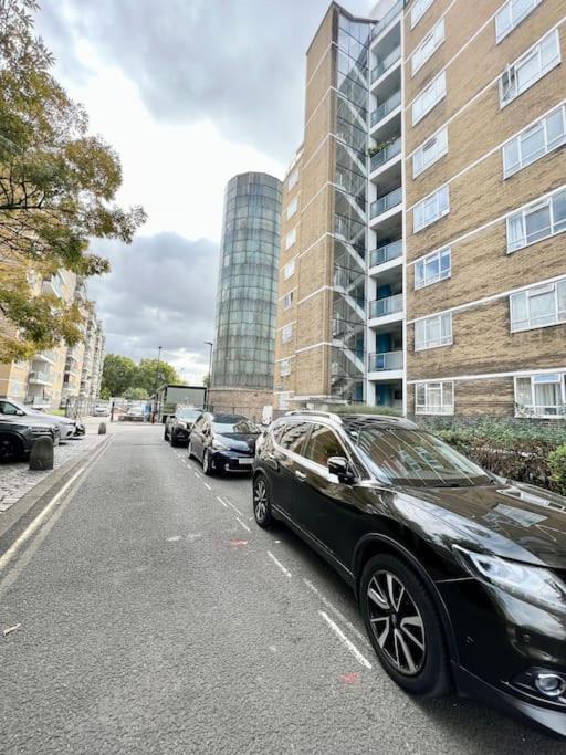 Apartment Lovely 3 Bedrooms Flat *