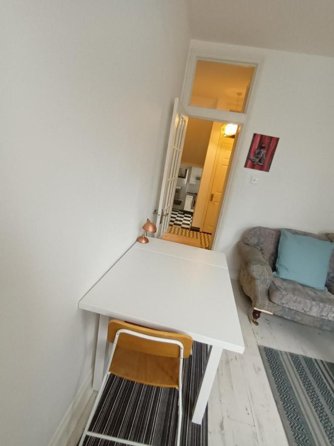 3 Bed Lovely Garden Flat Wandsworth Apartamento